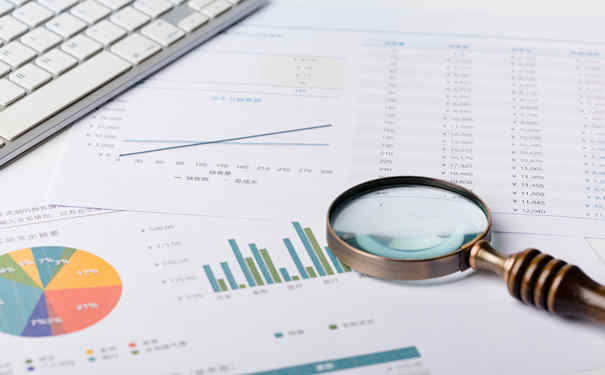 ������˾����ӛ�~һ���¶����X,�M������